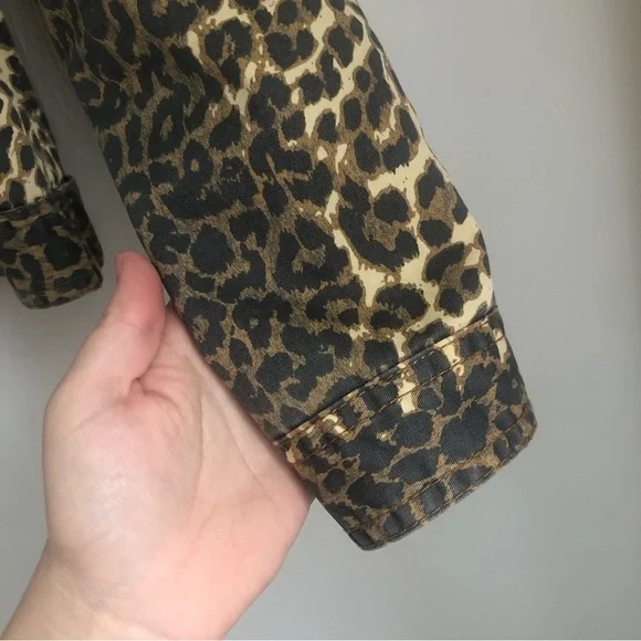 ATM Anthony Thomas Melillo Size Small Leopard-Print Button-Front Denim Jacket - Picture 11 of 11